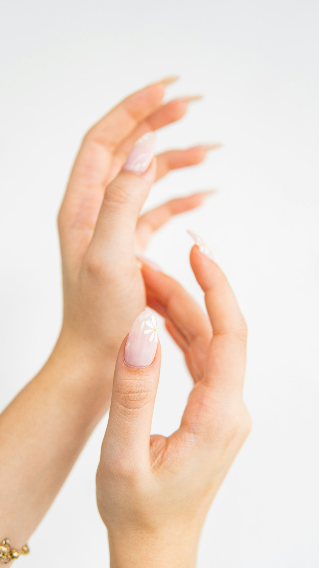 Gel colour manicure